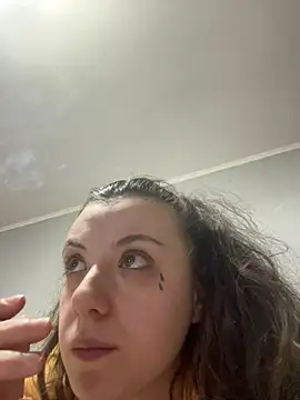 Snapshot of bunnythetailor chatting on March 1, 4:36 am bunnythetailor online show from March 1, 4:36 am