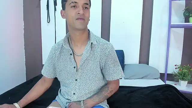 Nikki and Mayk online show from February 5, 3:22 am