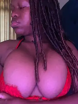 Snapshot of Boneca25 chatting on January 27, 4:20 am Boneca25 online show from January 27, 4:20 am