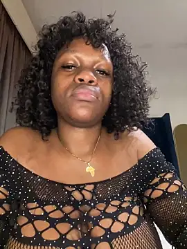 Snapshot of Boneca25 chatting on February 28, 9:44 pm Boneca25 online show from February 28, 9:44 pm