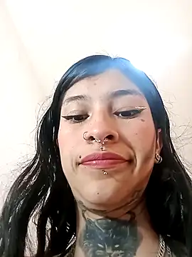 Snapshot of esmeralda06 chatting on September 24, 3:37 pm esmeralda06 online show from September 24, 3:37 pm