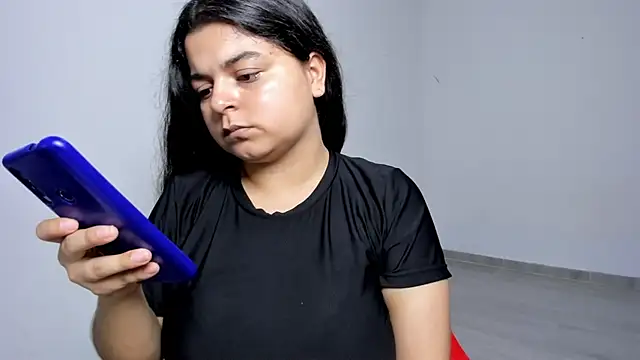 Little Shaara online show from March 20, 7:46 pm