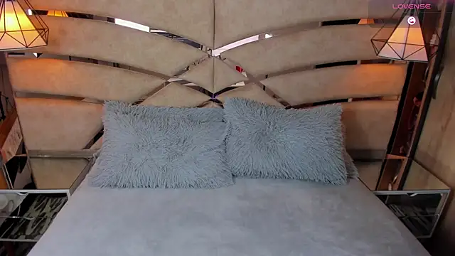 Bonet iris online show from May 16, 11:09 am