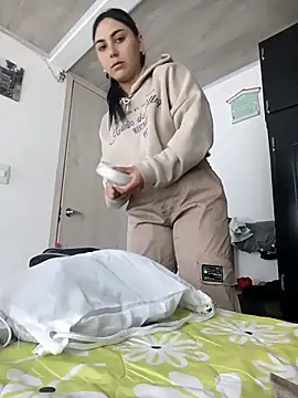 Ariana rouse online show from November 23, 7:57 pm