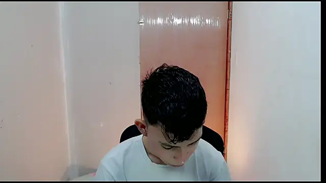 Alexxx lov online show from February 6, 12:26 pm