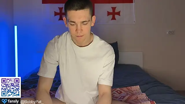 Snapshot of BobbyPatters_on chatting on February 20, 3:52 pm BobbyPatters on online show from February 20, 3:52 pm