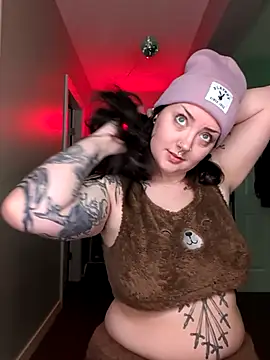 Snapshot of goblingirl888 chatting on February 25, 6:56 am goblingirl888 online show from February 25, 6:56 am