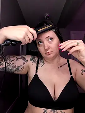 Snapshot of goblingirl888 chatting on March 19, 10:14 pm goblingirl888 online show from March 19, 10:14 pm