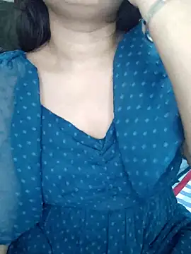 JANVI MISHRA1 online show from May 15, 5:53 pm
