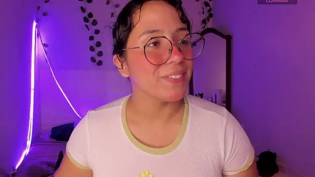 Ludovica6669 online show from March 6, 2:30 am