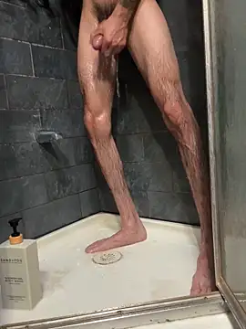 skinnybuttalll online show from February 8, 8:53 pm