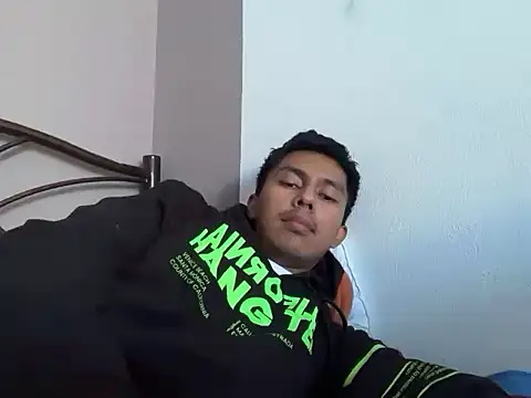 Antoni0620 online show from February 5, 7:40 pm