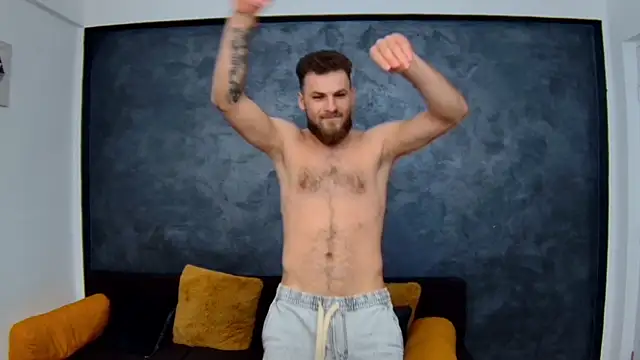 luke eddisonn online show from January 28, 11:28 am