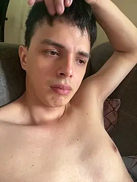 Snapshot of xxaviermendez chatting on August 5, 2:31 pm xxaviermendez online show from August 5, 2:31 pm