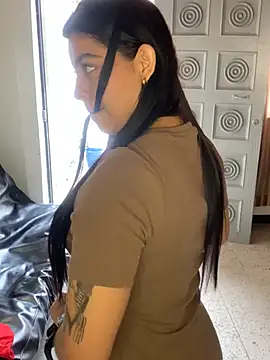 Snapshot of Emily_rivera78 chatting on January 24, 5:32 pm Emily rivera78 online show from January 24, 5:32 pm