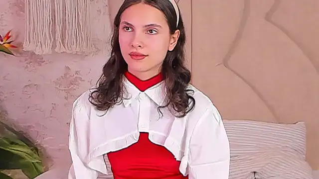 GIGI DAV online show from February 27, 5:45 am