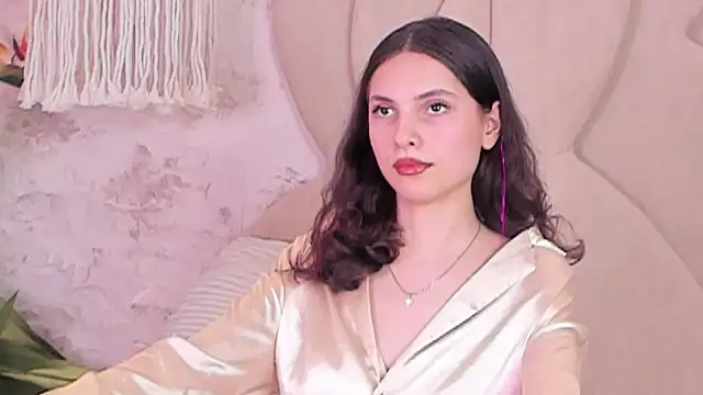 GIGI DAV online show from March 9, 9:02 am