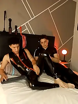 Snapshot of AngeloColleen chatting on October 11, 8:07 pm AngeloColleen online show from October 11, 8:07 pm