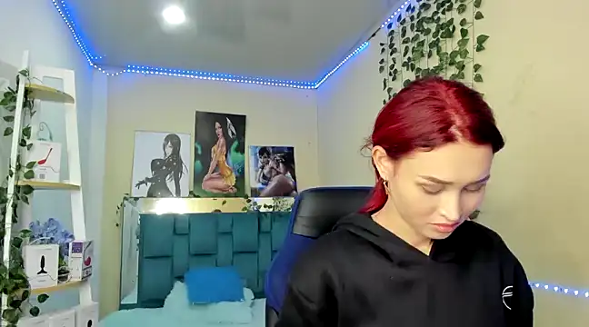 Snapshot of naomy_hot_777 chatting on February 14, 7:23 pm naomy hot 777 online show from February 14, 7:23 pm