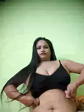 Snapshot of hornysania123 chatting on February 19, 6:21 pm hornysania123 online show from February 19, 6:21 pm