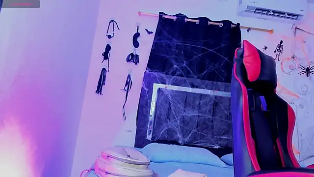 Nicol TransGirl online show from October 28, 3:10 am