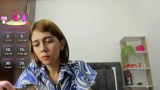 Snapshot of Nicol_TransGirl chatting on April 7, 4:57 am Nicol TransGirl online show from April 7, 4:57 am