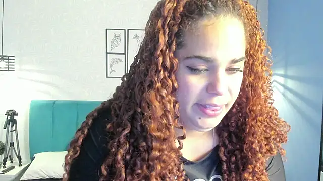 ninna curly online show from April 27, 11:47 pm