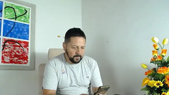 Snapshot of Daniel_08_8 chatting on February 25, 2:11 pm Daniel 08 8 online show from February 25, 2:11 pm