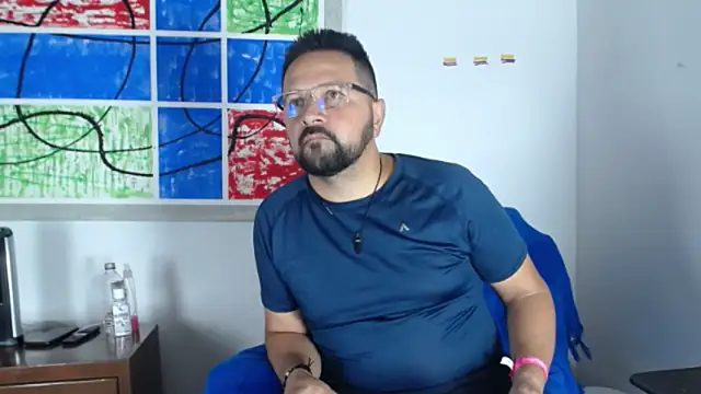 Snapshot of Daniel_08_8 chatting on February 25, 10:29 pm Daniel 08 8 online show from February 25, 10:29 pm