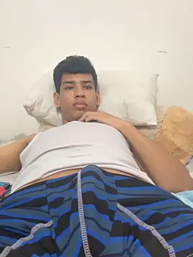 Santiago-Thompson online show from October 23, 3:33 pm