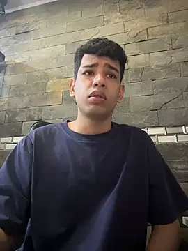 Santiago-Thompson online show from November 19, 9:26 pm