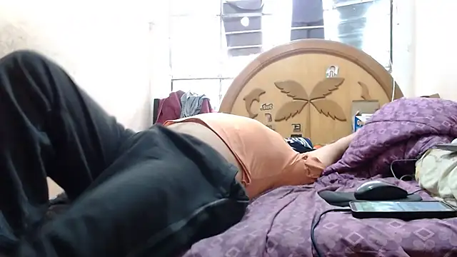 Snapshot of nakedlima chatting on April 21, 2:56 pm nakedlima online show from April 21, 2:56 pm