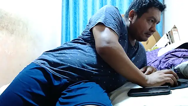 Snapshot of nakedlima chatting on May 20, 6:25 pm nakedlima online show from May 20, 6:25 pm