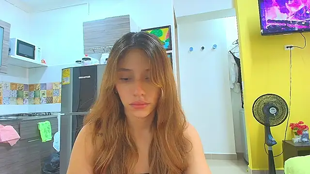 Alaiapink online show from May 12, 2:14 pm