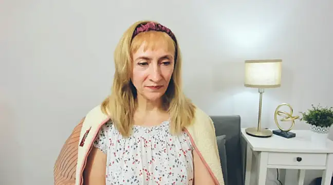 MargaretMilf69 online show from February 14, 4:09 pm