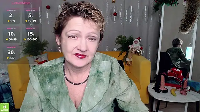 SexyGrandma  online show from January 10, 5:42 am