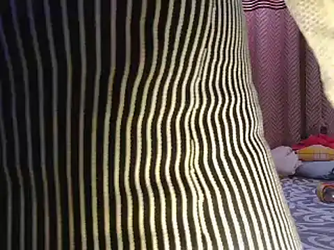 Cutie Pie1p online show from March 13, 8:37 am