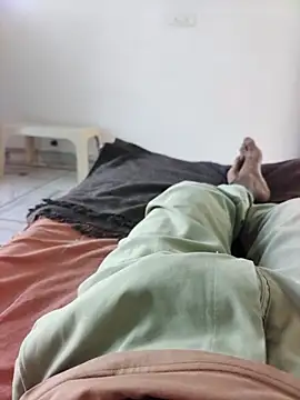 xmanrawan2 online show from October 12, 4:44 am