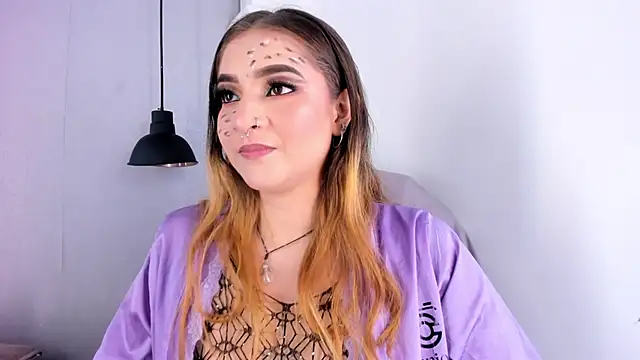 Snapshot of Shanntal_ chatting on October 1, 7:42 pm Shanntal online show from October 1, 7:42 pm