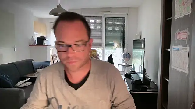 Funnyjul31 online show from November 1, 12:51 pm