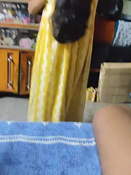 Snapshot of birds0641 chatting on October 28, 5:59 pm birds0641 online show from October 28, 5:59 pm