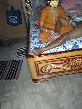 Snapshot of birds0641 chatting on November 21, 6:39 pm birds0641 online show from November 21, 6:39 pm