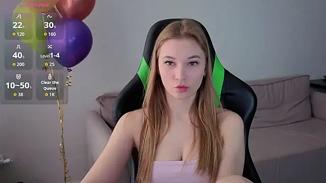 Snapshot of maria_plaudice chatting on February 15, 8:57 am maria plaudice online show from February 15, 8:57 am