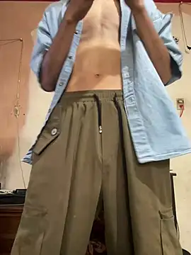 Snapshot of Skinny_high chatting on January 27, 7:13 pm Skinny high online show from January 27, 7:13 pm
