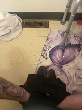 Johndxgnjxz online show from July 29, 12:58 pm