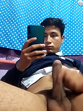 Snapshot of EduardoEspinoza12 chatting on October 6, 7:55 pm EduardoEspinoza12 online show from October 6, 7:55 pm