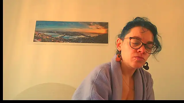 Snapshot of Ju-Hot chatting on December 22, 12:57 pm Ju-Hot online show from December 22, 12:57 pm