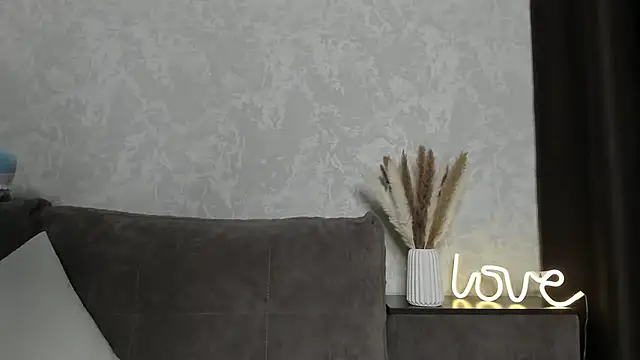 Snapshot of MelisaHart chatting on February 18, 2:59 pm MelisaHart online show from February 18, 2:59 pm