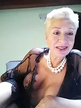 divinaerotica online show from June 10, 11:42 am