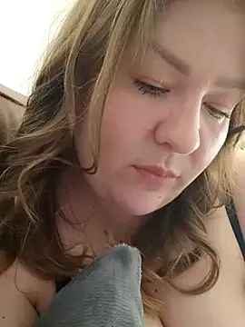 sam0and0katy online show from March 29, 4:07 pm